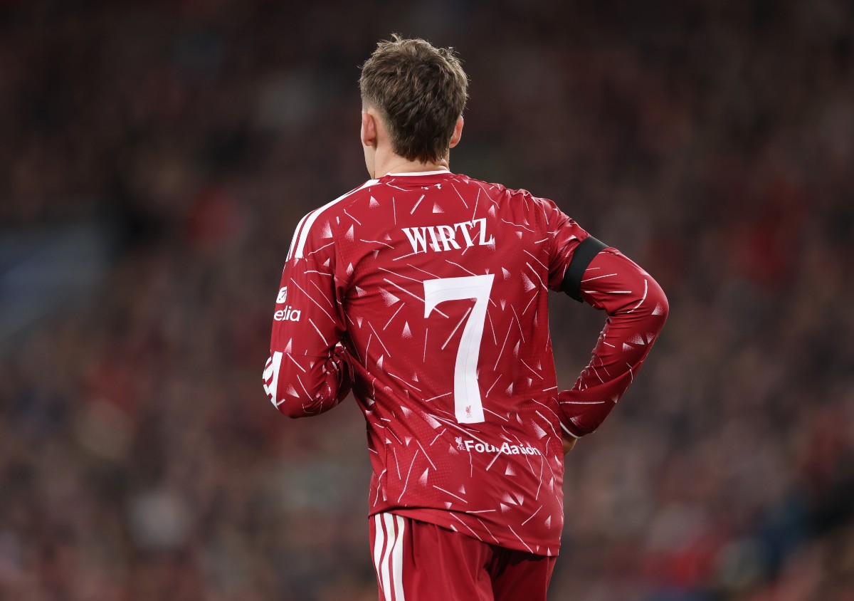 Florian-Wirtz-in-action-for-Liverpool Jurgen Klopp defends Liverpool star that he’s keeping “in touch” with