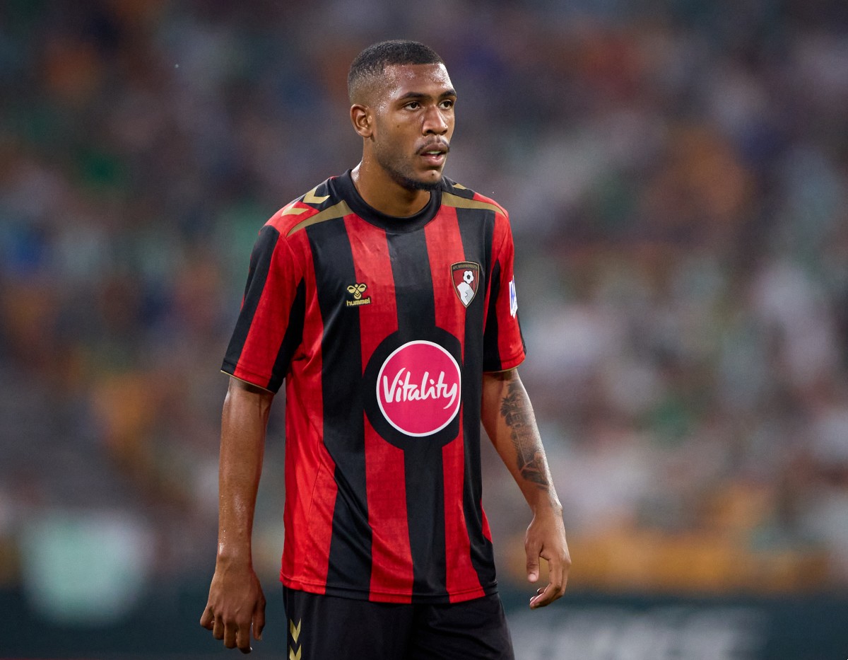 Ornstein reveals Liverpool transfer target’s release clause, Iraola is a “huge fan”