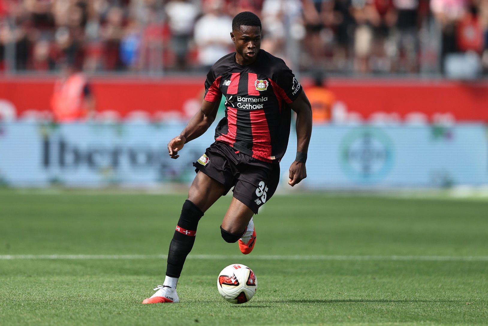 Newcastle and Aston Villa ready to battle for Bundesliga attacker in January window