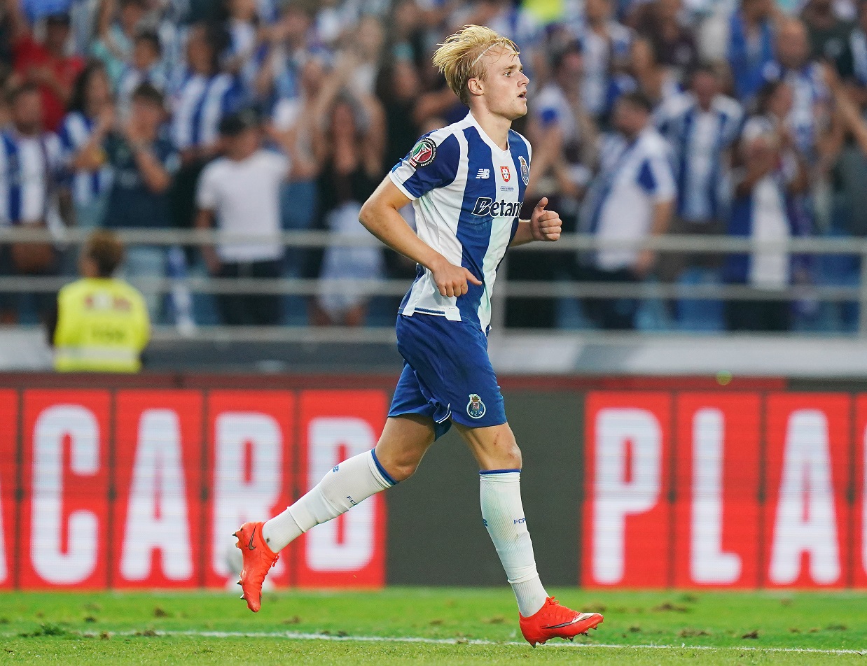 fc-porto-v-scu-torreense-portuguese-super-cup-1 Man City scouts monitor 20-year-old midfielder who has caught Liverpool’s attention