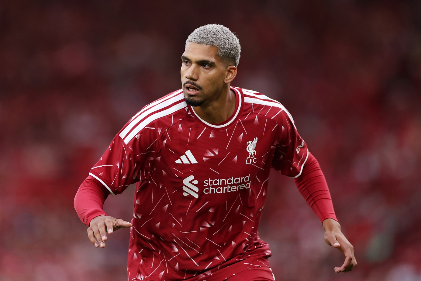 liverpool-fc-v-como-calcio-pre-season-friendly-3 Liverpool stance on Araujo has emerged as £47m permanent transfer decision looms